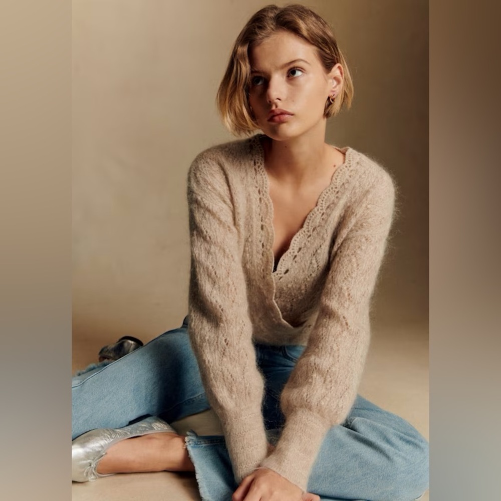 Sezane Nathalia V-Neck Sweater, sold out Ecru, XS LIKE NEW